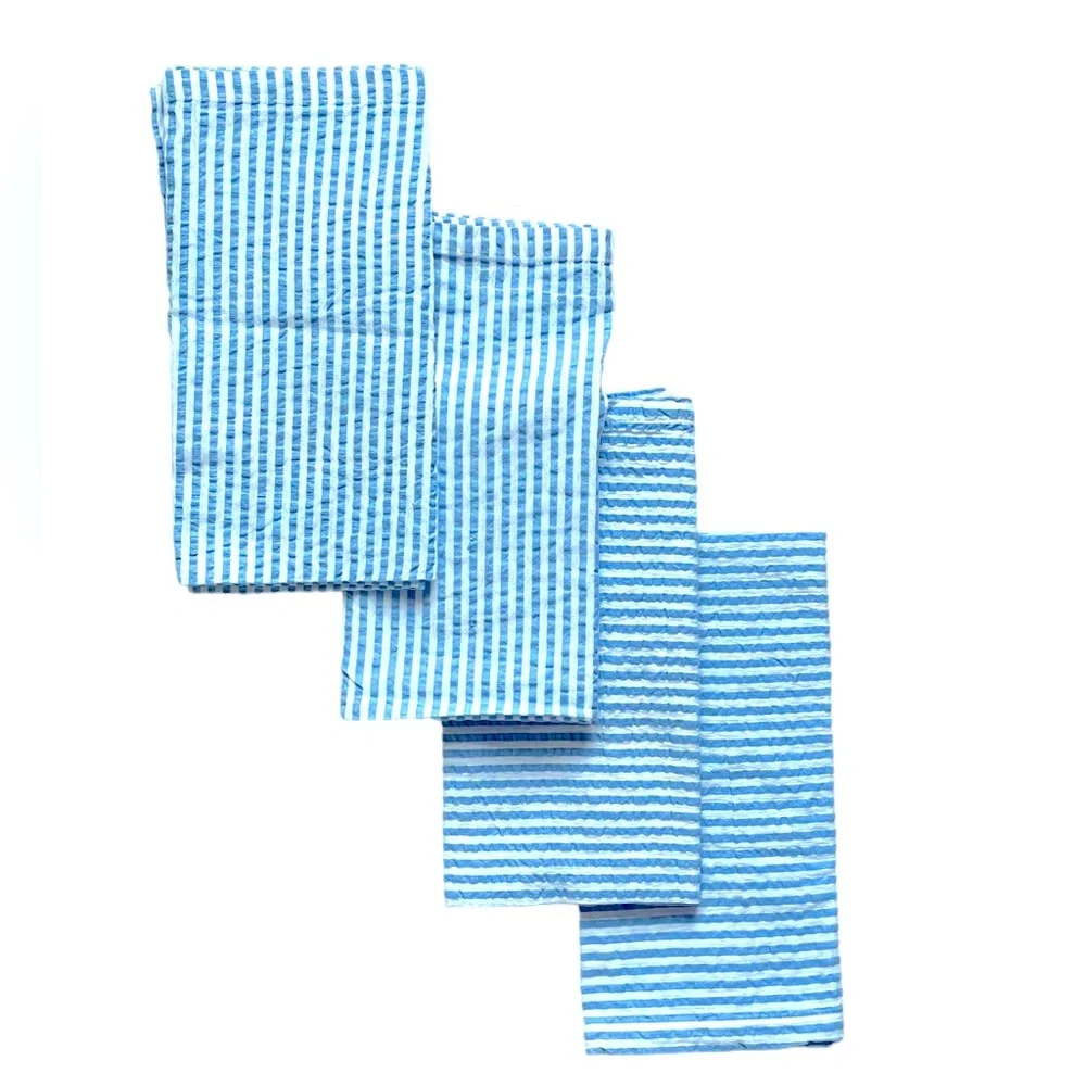 Crate & Barrel Seersucker napkins Blue (4 total)